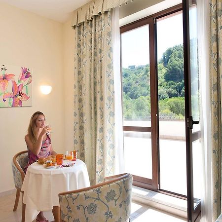 Albergo Terme Forlenza Contursi Terme Eksteriør billede